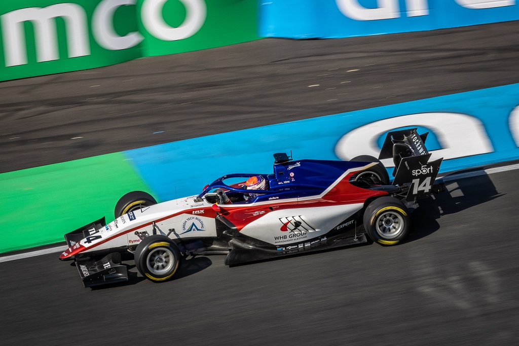 F1: a sebesség templomában szerezné meg első F3-as pontjait a magyar pilóta